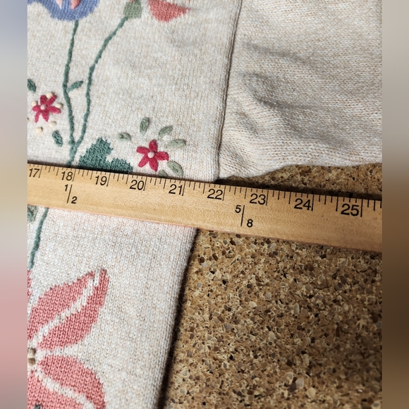 Northern Reflections Floral Sweater Size XL - Picture 7 of 9